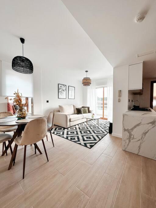 Precioso Apartamento Con Piscina Y Vistas 알리칸테 외부 사진